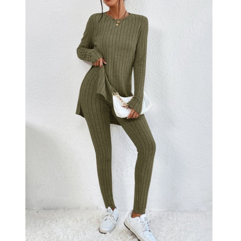 SHEIN Unity Split Hem Tee & Leggings in Army Green Size L (8/10) NWOT